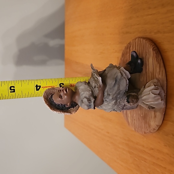 Miss Martha's Collection - Hallie "Sing Praises to the Lord" - Picture 8 of 9